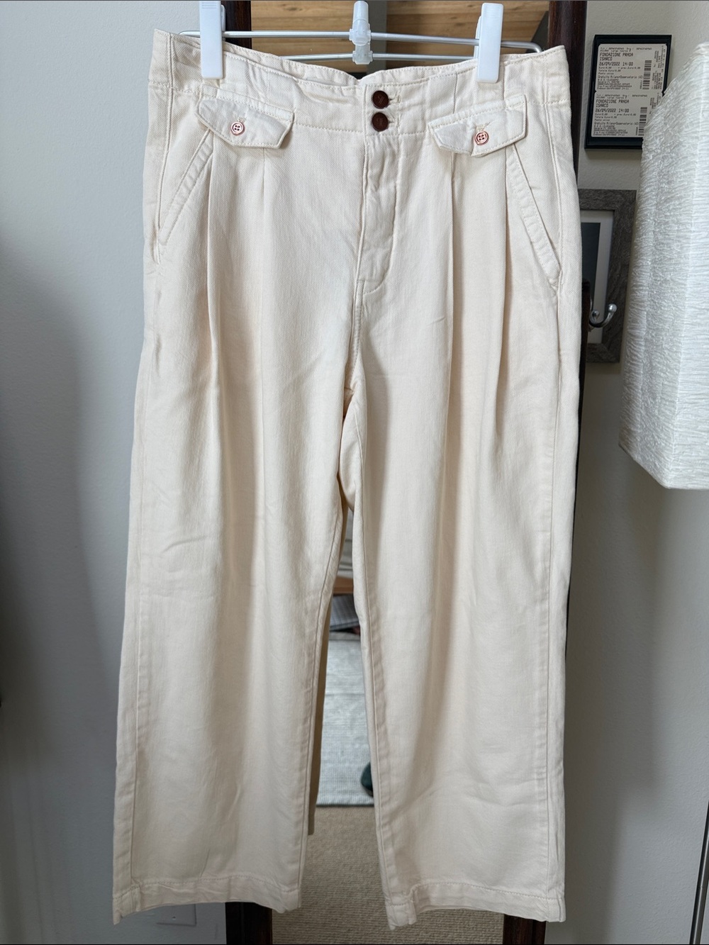 Pilcro Cream Straight-Leg High-Waist Jeans